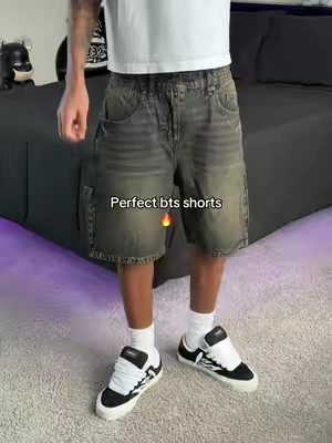 👆🏽Grab a pair before they sell out👆🏽 #recentpickups #musthaves #shorts #trending #viraltiktok 