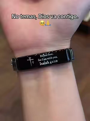 Esta pulsera no es solo un accesorio, es ese recordatorio que miras en los días difíciles y te hace respirar otra vez: “Todo lo puedo en Cristo que me fortalece.” #pulseracristiana #regalodefe #diosconmigo #filipenses413#gift d