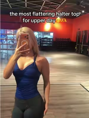 This color is a must have 😩 #GymTok #Fitness #gymoutfit #gymfashion #Fitness 