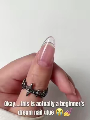 Proof that a good nail glue makes all the difference 💅#diynailsathome #gelxnails #nailglue #easynails #uvnails 