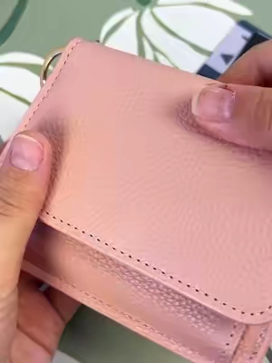 Keep your cash and cards stylishly organized. ✨ #beta #wallet #cardholder #tiktokshopstockup #mothersdaygiftideas 