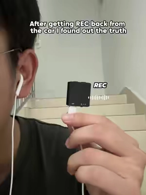 Mini Magnetic Voice Recorder One-Touch Recording ,HD Noise Reduction #TechGadgets #coolgadgets #autoaccessories #magneticphoneholder #musthavegadget #gadgetsmusthaves #rechargeabletech #autogadget #vehicleaccessories #compactyetpowerful