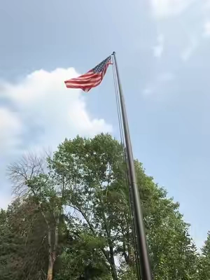 Here’s an affordable flagpole that will beautify your yard. This one’s 25 foot. Easy to install. Don’t miss out on the deal. I’ll leave the link below #usa #flagpole #vevor #America #flag 