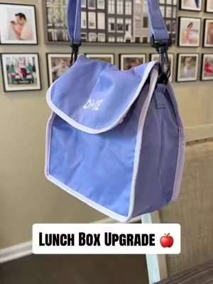 Moms did you know that Omie also has thermal lunch box totes!? 🍎 #backtoschool #lunchbox #lunchbag #schoollunch #omie @OmieLife 