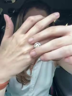 No more dealing with a loose wedding ring. These ring sizer adjusters are genius for if your ring size fluctuates. #ringsizeradjuster #marriedlife #weddingring  