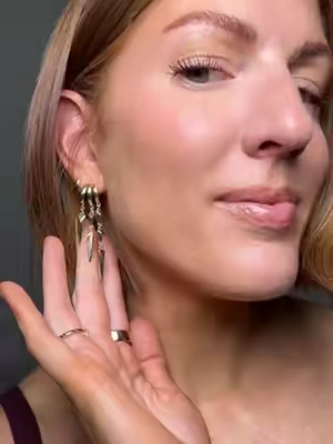So tassel earrings work with short bobs?!? @Tewiky US  #tasselearrings #statementearrings #longearrings #earringslovers #tiktokshopcreatorpicks 