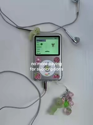 saving money 😝 #mp3 #mp3player #ipod #retro #music 