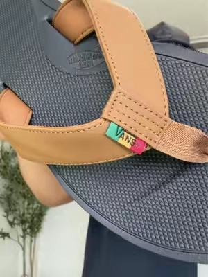 #vans #vanssandals #sandals #vanspartner #tiktokshopcreatorpicks   