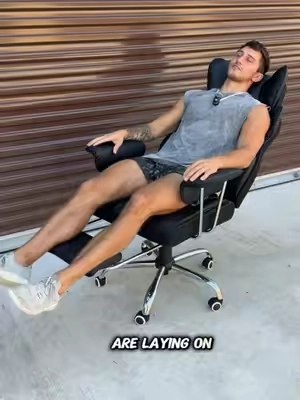 Sit like a King or Queen with this chair 👀