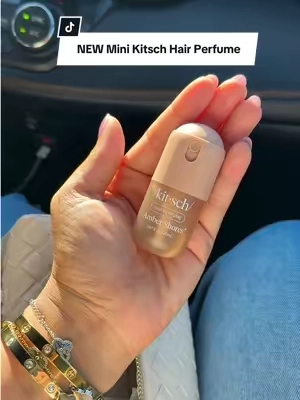 Now I can take my favorite mini hair perfume wherever I go 💅🏽👜 Amber Shores mini hair perfume  Warm Sugar hair perfume #kitschhairperfume #kitsch #tiktokshopcreatorpicks 
