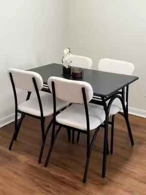 Respuesta a @felipeestevez935 Juego de comedor con las 4 sillas y la mesa, perfecto para pequeños espacios‼️ #smallspaces #homemusthave #summerwins #dinningtable #dealsforyoudays 