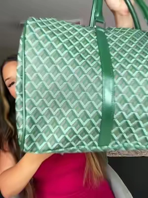 my brother loves it!!! #luxury #dufflebag #tiktokshopcreatorpicks #dealsforyoudays #fashiontiktok 