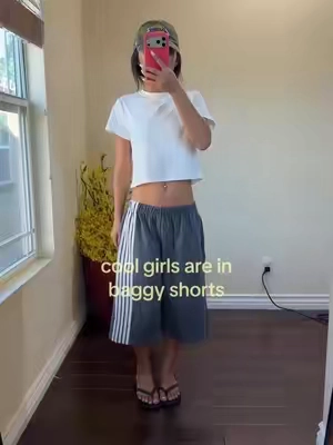 wearing a size small! #baggyshorts #bermudashorts 