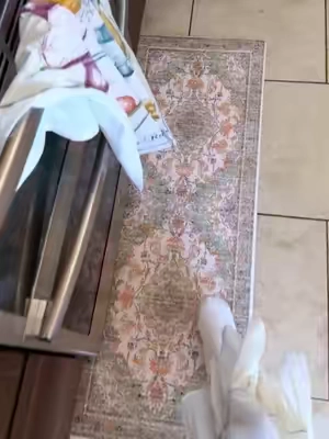 these ergonomic anti-fatigue kitchen mats are stunning AND supportive 🤩 #antifatiguekitchenmats #kitchenmat #kitchenmats #kitchenrug #TiktokShopCreatorPicks 