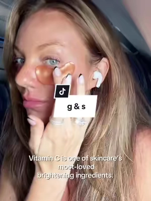 Jet lag where!!? #undereye #vitaminc #eyemask #travelhack #brightening @grace and stella 