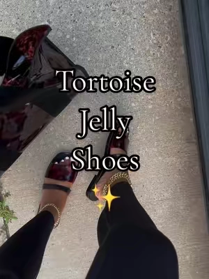 Jelly sandals #jellyshoes #jellysandals #tiktokshopsummersale #tiktokshopcreatorpicks @Melissa Official 