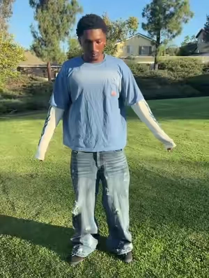 7665557787778321695
