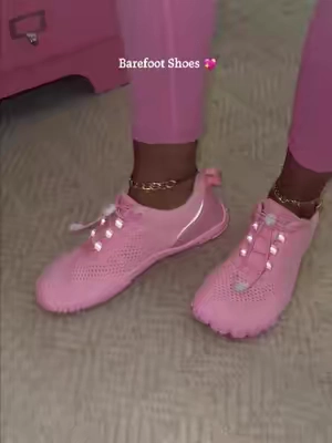 Pink on pink - love it.#barefootshoes #pink #pinklover #watelves #womenshoes 