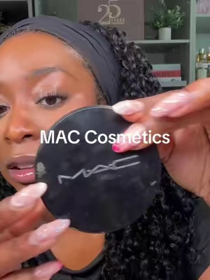 @M·A·C Cosmetics  Studio Fix Powder PLUS Foundation is my emotional support powder.  #TikTokShopCosmetics #SummerTurnUp #maccosmetics #macstudiofixpowder #pressedpowder 