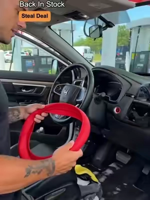 Car steering wheel cover, fits all cars 💥❤️‍🔥#tiktok #fyp #trending #tiktokshop 