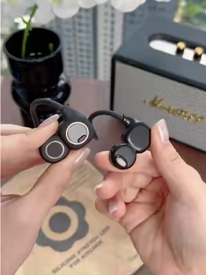 Nahhh TikTok snapped with this deal 🔥 These earbuds feel premium without the crazy price tag. Perfect for workouts, travel, gaming, and daily use. Don’t wait till they’re gone. #budgetfinds #wirelessaudio #trendingshop #tiktokshop 009 #dealsforyoudays 