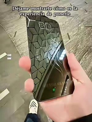 Es increíble lo fácil que es eliminar todo el polvo al instalarlo. Sin burbujas ni protector torcido: una experiencia totalmente nueva con los protectores de pantalla.#fyp #unitedstates #tiktokshopsummersale #screenprotector #tiktokmademebuyit 