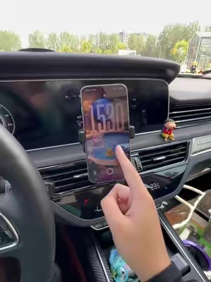 I finally found a phone mount that actually works #SoporteParaCelular #AccesoriosParaAuto #GadgetsParaAuto #CarGadgets #techfinds 