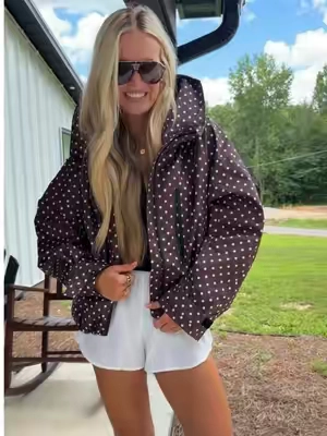 This rain jacket has so many cute prints to choose from and all of the coolest pockets and zippers! Perfect for back to school! #tiktokshopcreatorpicks #puffit #rainjacket #raincoat #backtoschooloutfit 