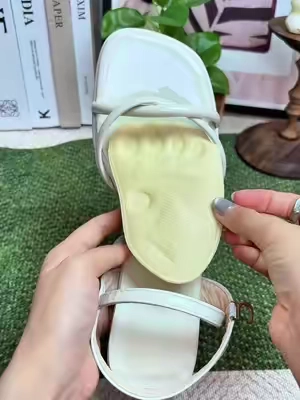 👠 Soft Forefoot Cushion Pads For High Heels, Relieve Foot Ache All Day Long #HeelHack #FootCareEssential #ShoeInserts #fyp #TikTokShop