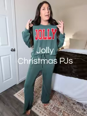 the Christmas PJ set that I'll be wearing Christmas morning and basically all season, too 🎄❤️ @Mntaor #christmas #pajamas #christmaspajamas #loungewear #pjs 