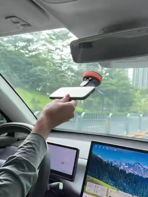 El soporte que cambia de uso sin desmontar la base #SoporteDesmontable #SoporteParaCelular #PhoneStand #AccesoriosParaAuto #CarPhoneHolder 