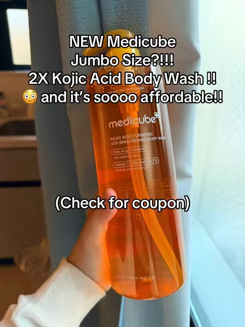 The Medicube Kojic Acid Turmeric Vita Brightening Body Wash is now available in a jumbo 1L size! If you love stocking up on your favorites, this oversized bottle lasts longer while helping cleanse, hydrate, and leave skin looking brighter and more even. Perfect for your daily shower routine. #medicube #KojicAcid #medicubesuperbrandday #BodyWash #medicube10thbirthday 