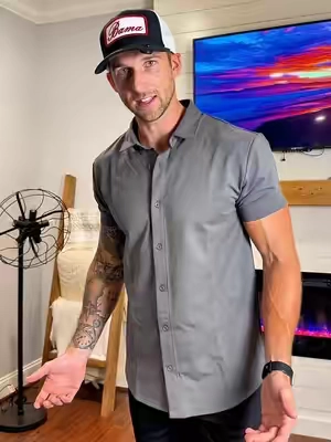 Upgrade your wardrobe #bylt #byltbasics #buttondown #clothing #mensclothing 