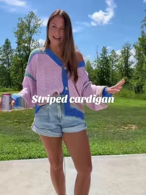 Dopamine dressing but in the fall! This colorful striped cardigan is so fun! 