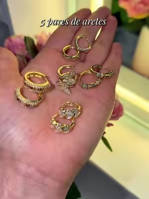 5 pares de aretes #tiktokshopp #tiktokshopp #aretes #paratiiiiiiiiiiiiiiiiiiiiiiiiiiiiiiiiiii 