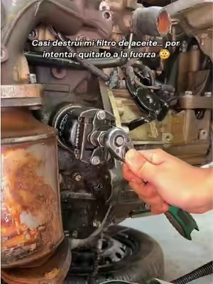 Deja de pelear con filtros de aceite atascados. Esta llave ajustable para filtros de aceite ofrece un agarre fuerte, extracción fácil y mejor control para cambios de aceite DIY y reparación automotriz.adjustable oil filter wrench, oil filter removal tool, universal oil filter wrench, oil change tools, automotive repair tools, mechanic tools#SummerVibes #DealsForYouDays #MechanicTools #AutomotiveRepair #DIYTools 
