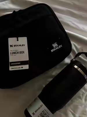 @Stanley 1913 Europe  back to school ready >> #stanley #lunchbox #StanleyCup #backtoschoolshopping 