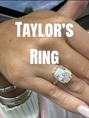 It’s stunning ✨ @Sterling Forever #ring #taylorsring #statementjewelry #statementring #jewelryfinds 