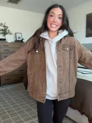 It’s iconic at this point #denimjacket #browndenimjacket #falloutfit 
