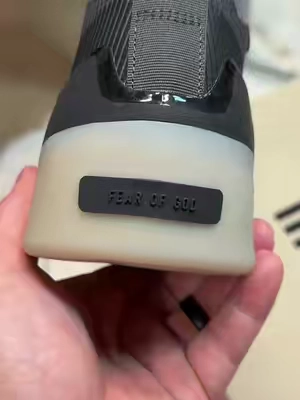 #tiktokshopcreatorpicks #fearofgod #adidas 