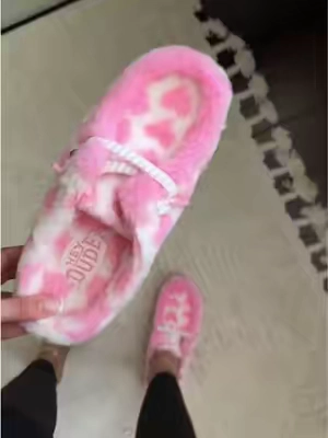 calling all my small feet girlies bc those are the only sizes left! #heydude #heydudes Heydude pink heart slippers 💘💕🎀 