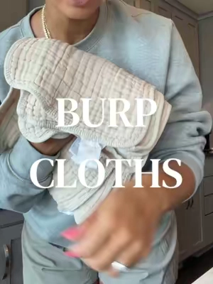 100% cotton muslin burp cloths #burpclothes #newbornmusthaves #babyregistrymusthaves #newbornbaby #pregnantmom 