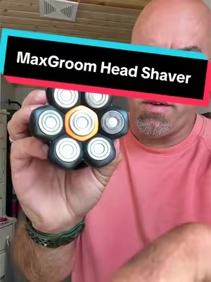 MaxGroom 7D head shaver @Maxgroom.Life #shavedhead #baldhead #diyhaircut #maxgroom #headshave 
