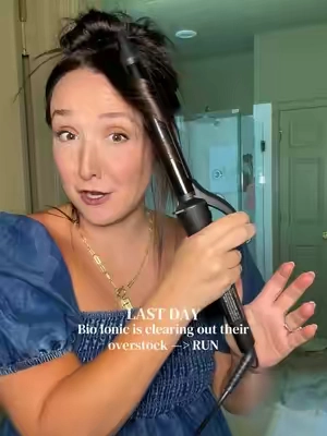 If your curls never last or your hair always falls flat by lunchtime…this curling iron is the upgrade you’ve been looking for. ✨ It heats up fast, gives smooth, bouncy curls, and leaves your hair looking like you just walked out of the salon. I can see why this one keeps becoming a bestseller! #HairTok #BioIonic #HairTools #BeautyFinds #tiktokshopsummersale 