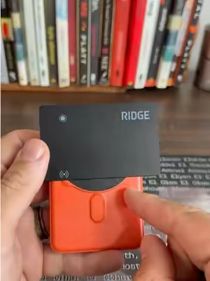 Ridge Bundle 5 in 1 Power Bank MagSafe Charger + Ridge Tracker Card #ridge #powerbank #Magsafe #tiktokshopcreatorpicks #tiktokshopsummersale @Ridge Shop 