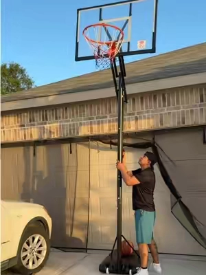 Canasta de basketball , su diseño ajustable es muy práctico y no se requiere mucho esfuerzo Es de un material duradero y muy estable (la base la puedes llenar de agua o arena) #basketball #basketballhoop #portablebasketballhoop #outdoorplay #tiktokshopcreatorpicks #outdoorbasketballhoop #portablehoop  