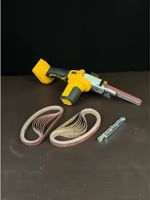 Me sorprendió qué tan bien dejó esas herramientas viejas oxidadas — como nuevas otra vez, sin mucho esfuerzo.#cordless #beltsander #woodworking #powertools #dewalt 