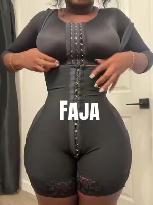 Zero compression on butt and hips + maximum compression on waist = snatched 🤏🏾 #faja #colombianfajas #fyp #postop 