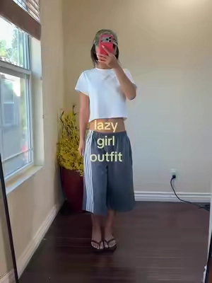 #pinterestoutfit #baggyshorts #bermudashorts 