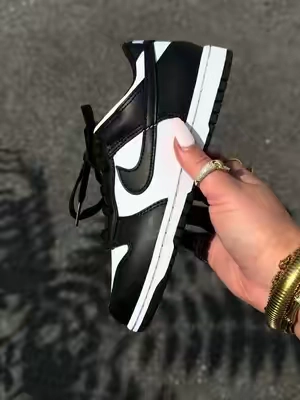 Baby daddies… you know what to do. 😂 These preschool Nike Dunks are a must for back-to-school. 🖤🤍👇 #NikeDunks #backtoschool #fyp #blowthisup #viral 